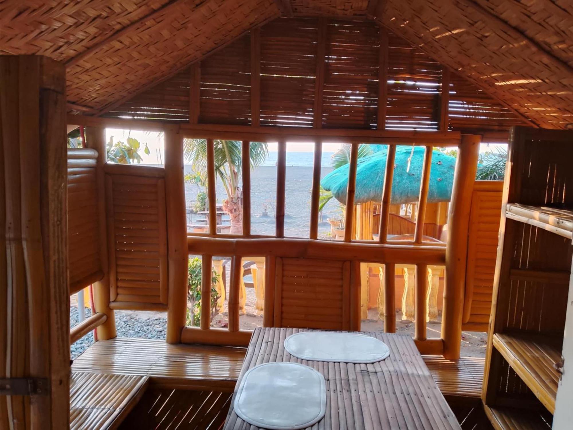 Sea Breeze Beachfront Home And Cottages Σαν Χουάν Εξωτερικό φωτογραφία